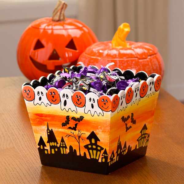 Spooky Candy Bowl for Halloween 